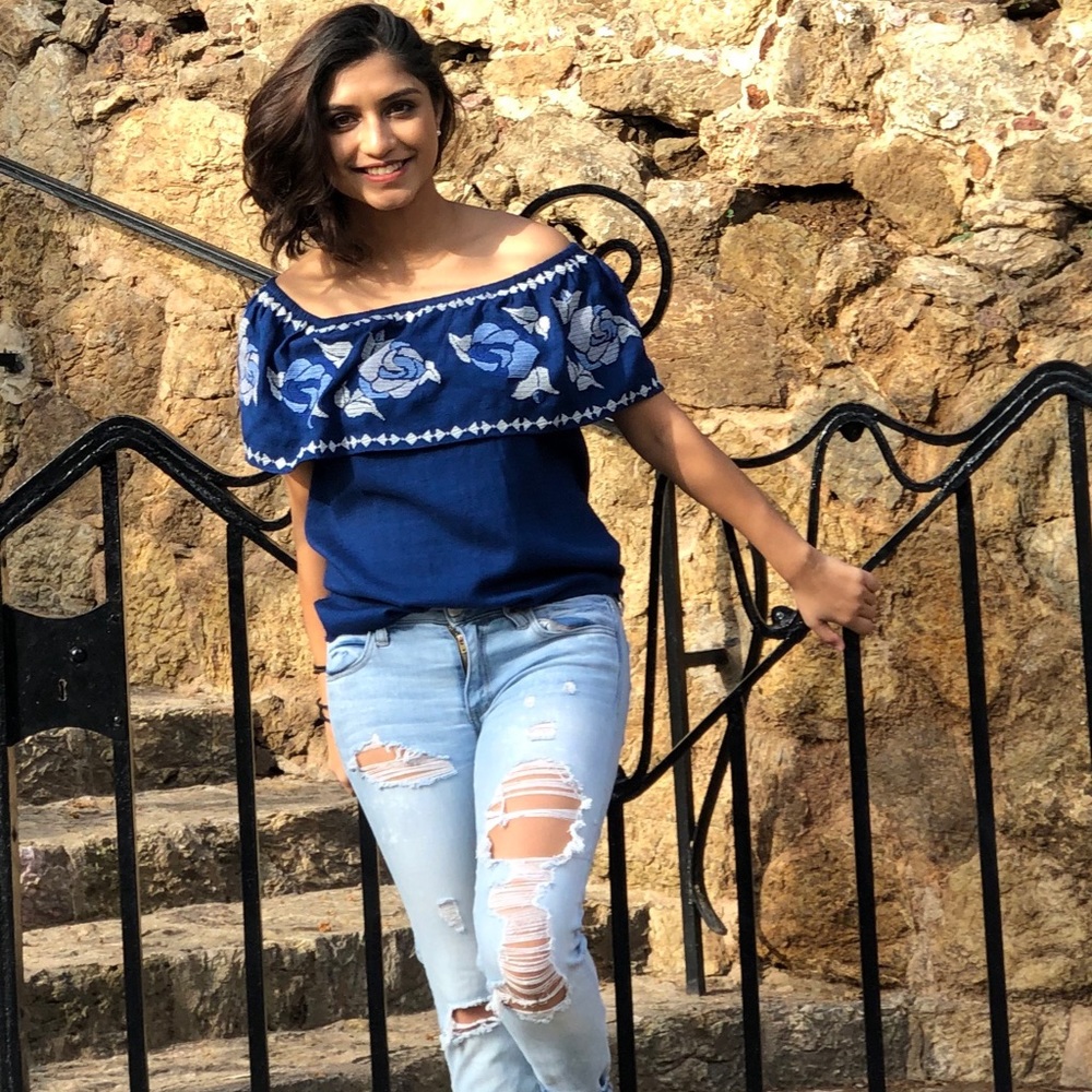 Embroidered Off-Shoulder Top - Picture 2 of 2